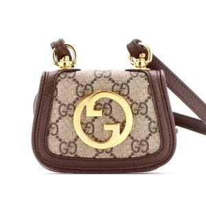 Gucci Blondie NM Card Case Wallet with Strap GG Coated
Canvas crossbody bag NWOT